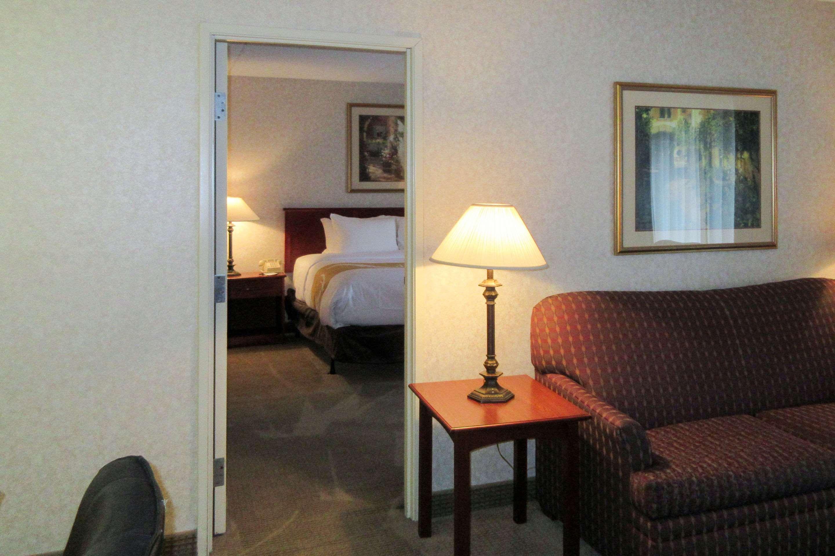 Quality Inn & Suites Downtown - University Area Альбукерке Экстерьер фото